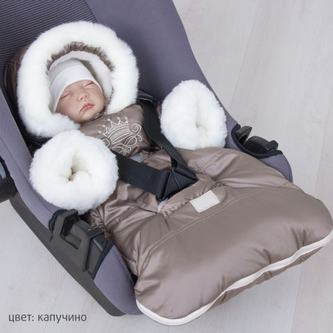 картинка Комбинезон для авто-кресла "Королевский"  от магазина Аистенок